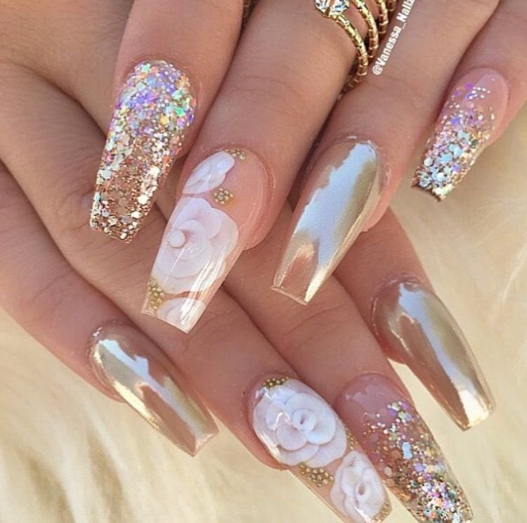 women's white and gold nails