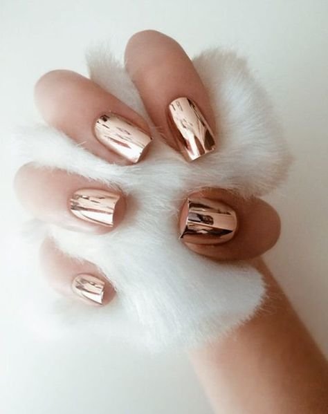 women's white and gold nails